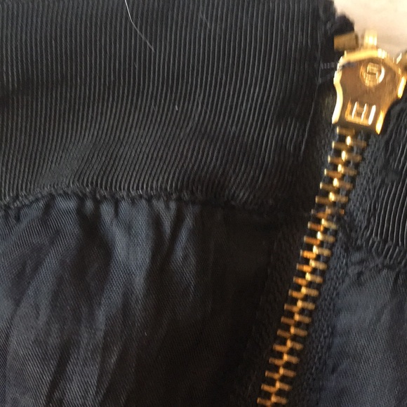 SALE!!NEW without Tag zipper backed Skirt w/ chevron - Picture 5 of 6